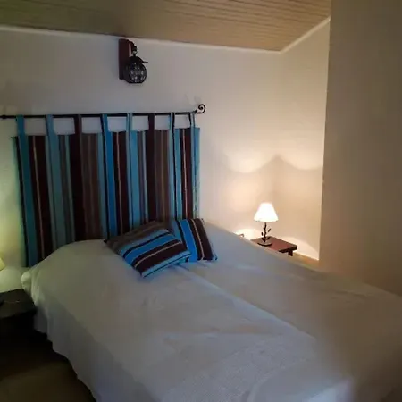 Avec Vue Sur La à Sari-solenzara, Piscine Privée Sari-Solenzara