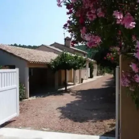 Avec Vue Sur La à Sari-solenzara, Piscine Privée