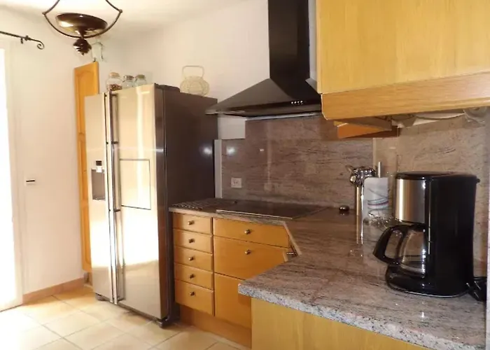 Avec Vue Sur La A Sari-solenzara, Piscine Privee Villa *