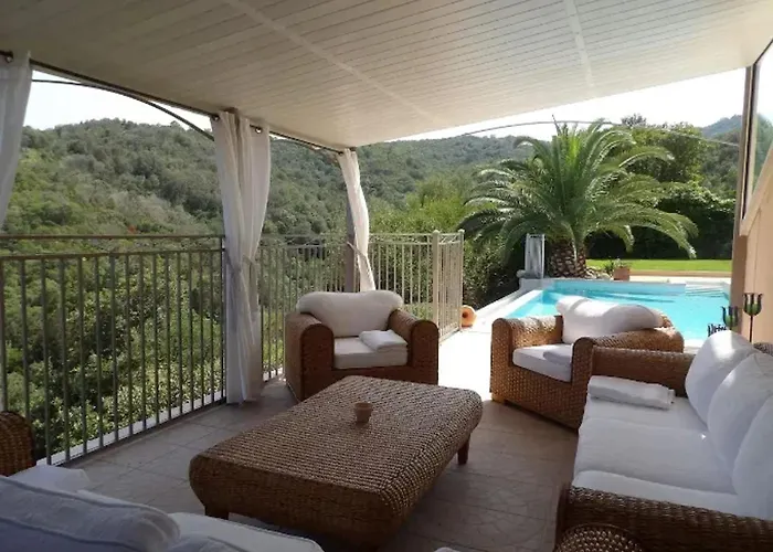 Villa Avec Vue Sur La A Sari-solenzara, Piscine Privee *