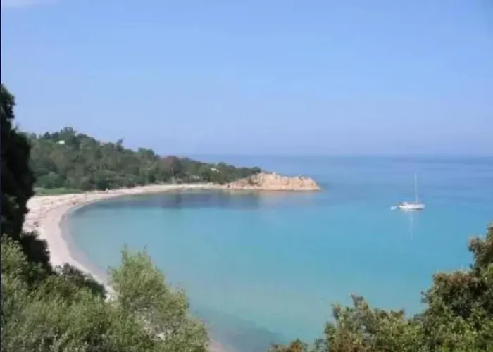 Avec Vue Sur La A Sari-solenzara, Piscine Privee Villa Sari-Solenzara