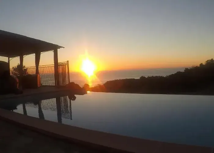 Avec Vue Sur La A Sari-solenzara, Piscine Privee Sari-Solenzara