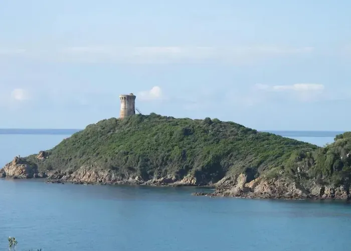 Avec Vue Sur La A Sari-solenzara, Piscine Privee Villa *