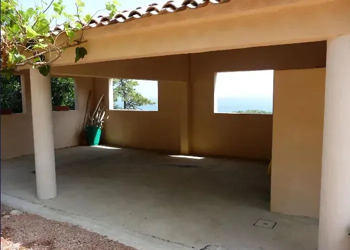 Villa Avec Vue Sur La A Sari-solenzara, Piscine Privee *